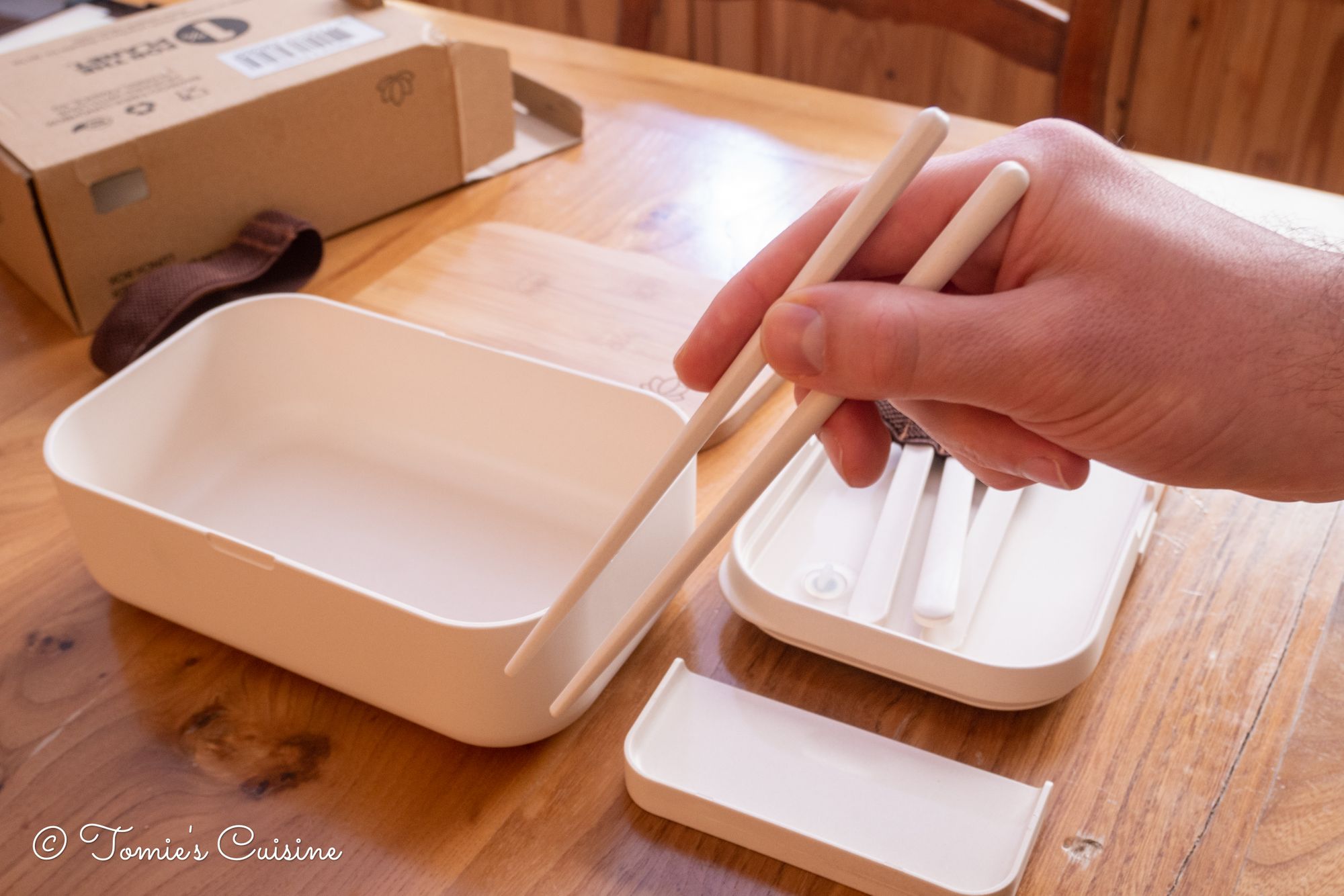 The bamboo fibre chopsticks in action