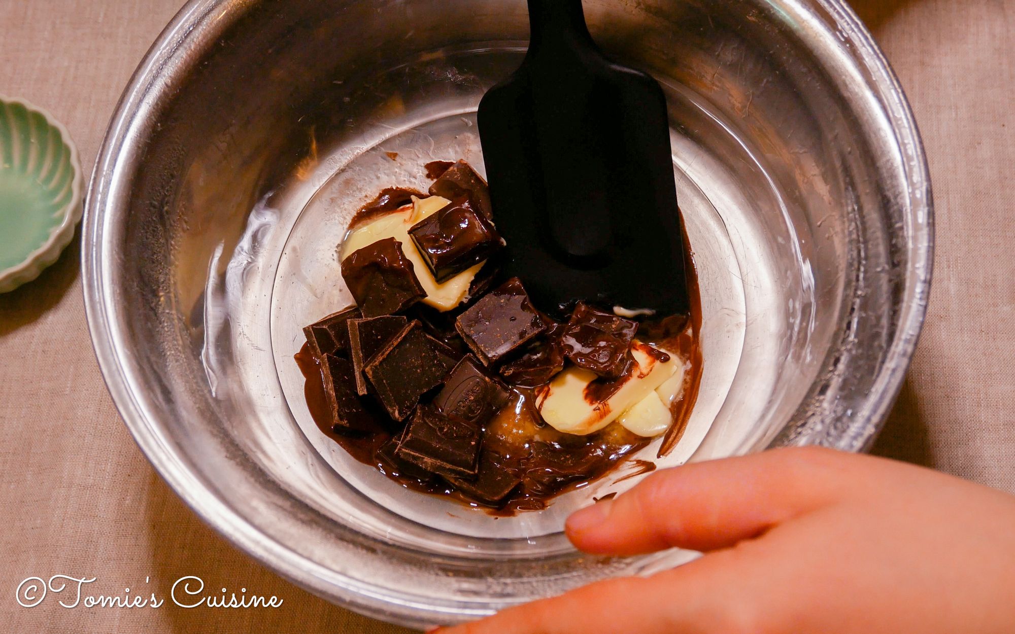 This black fondant is quick, easy, and delicious! It's a must try! #fo, Fondant Recipe