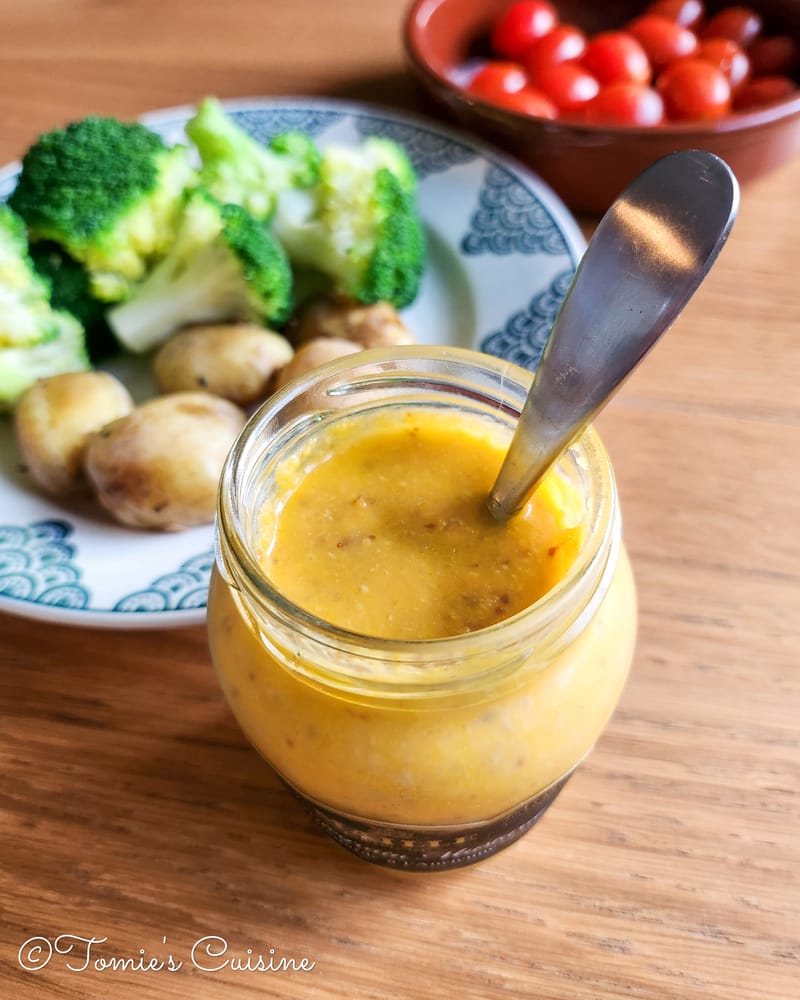 Nutricious carrot dressing